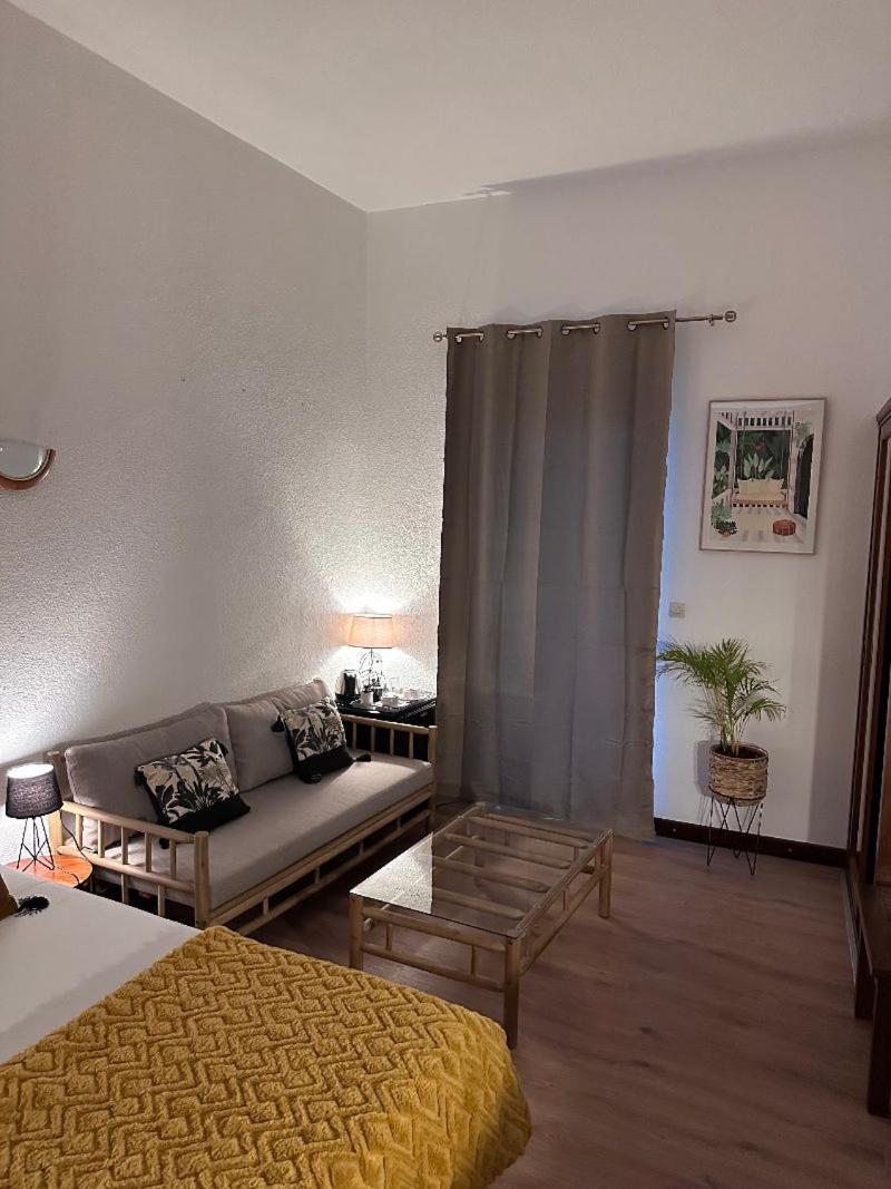 Hotel Résidence Le Phoenix Saint Pierre Esterno foto