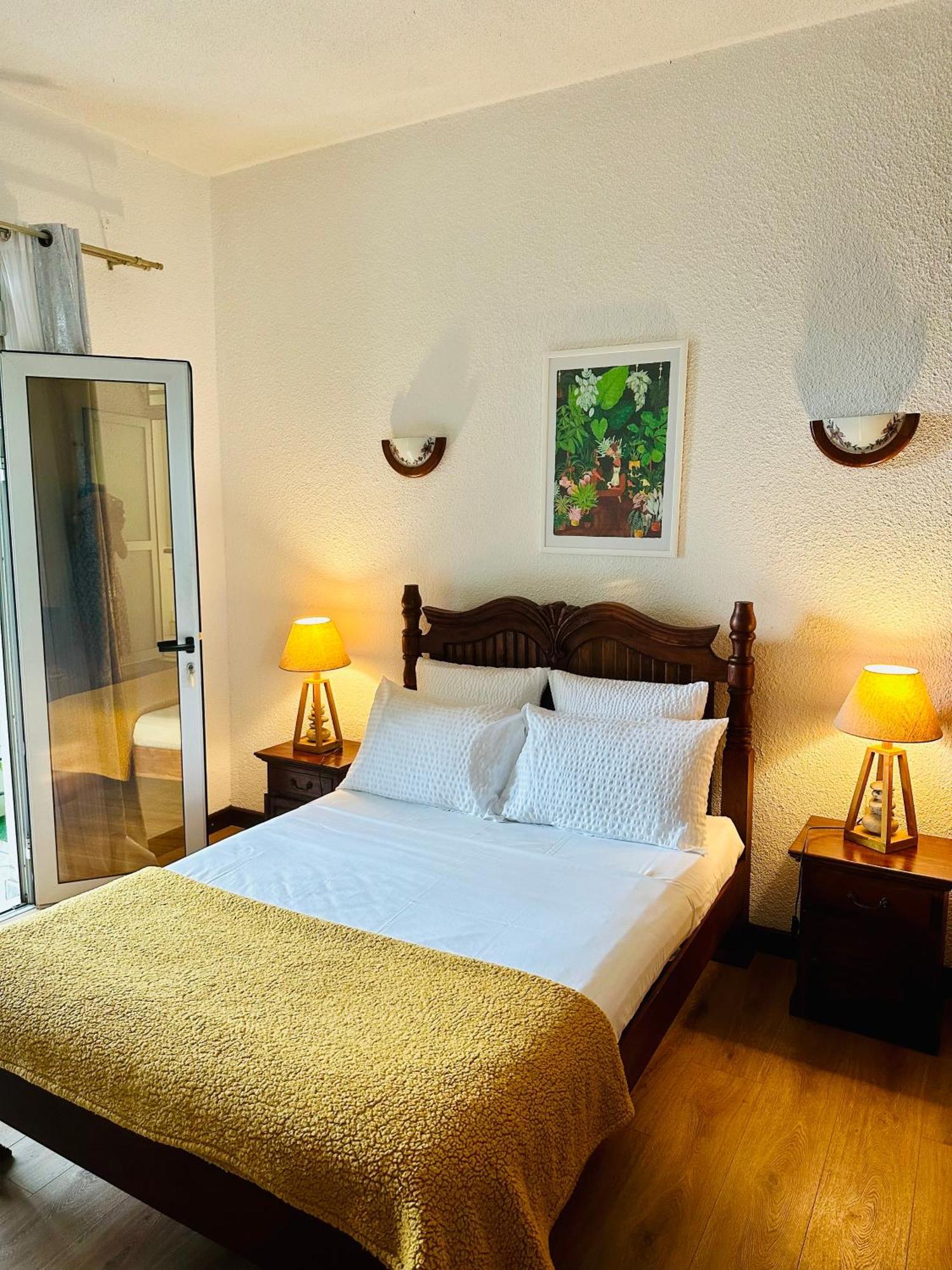 Hotel Résidence Le Phoenix Saint Pierre Esterno foto
