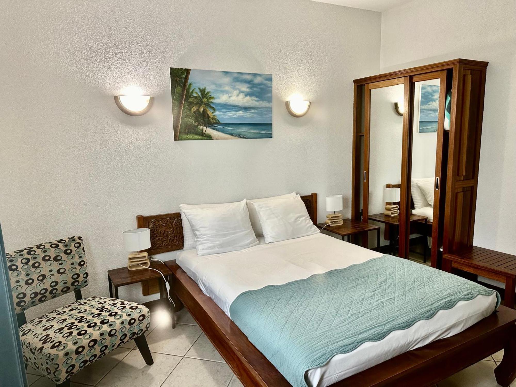 Hotel Résidence Le Phoenix Saint Pierre Esterno foto