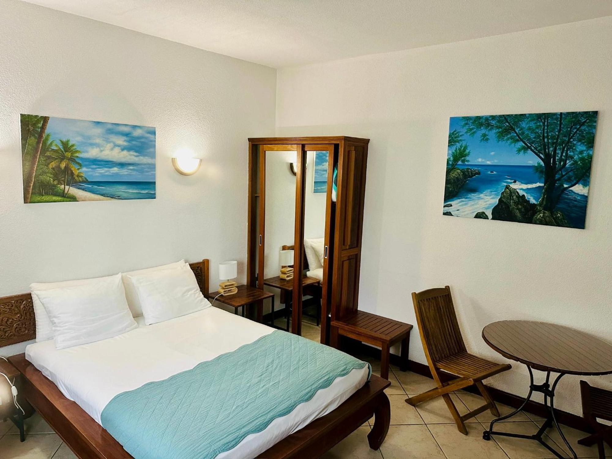 Hotel Résidence Le Phoenix Saint Pierre Esterno foto